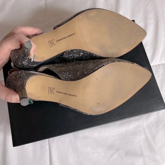 ✨🪩I.N.C Sparkly High Heel Shoes🪩✨ - Picture 7 of 9